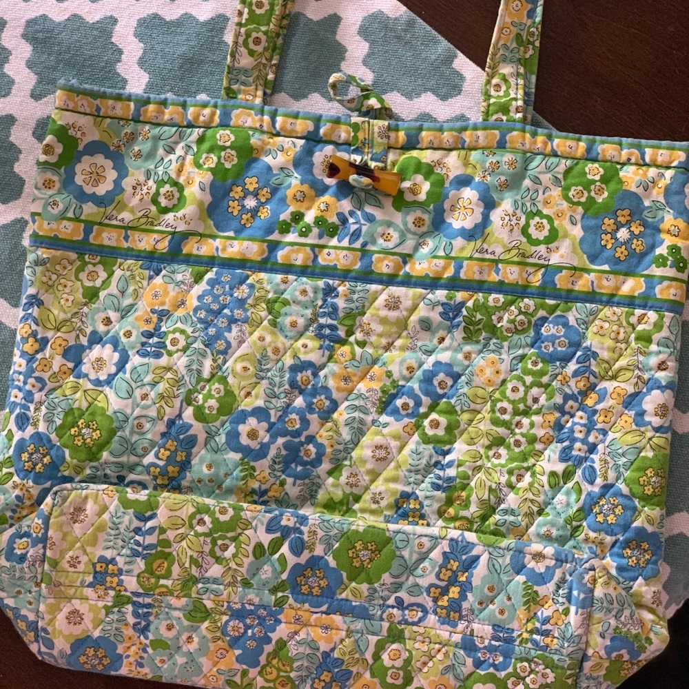 Retired Vera Bradley tote